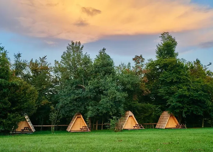 Glamping Village - Speleo Camp